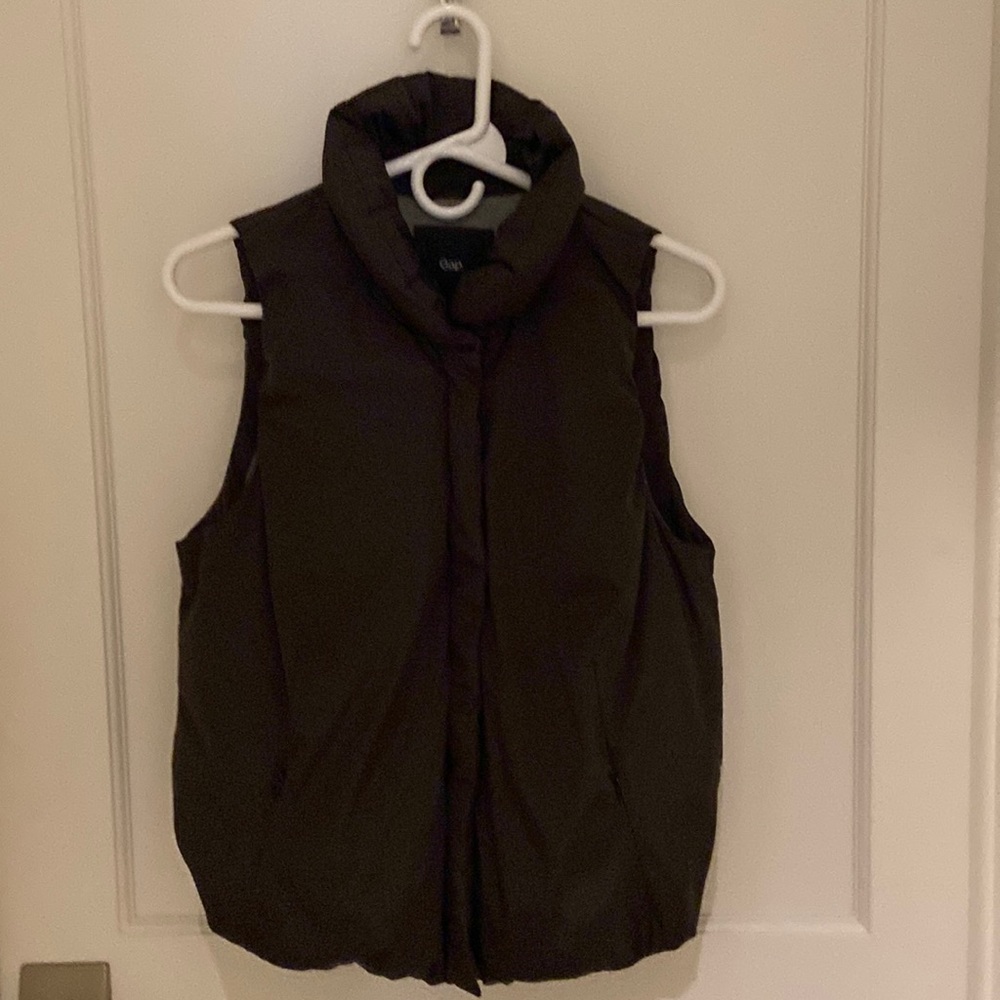 Gap dark brown vest